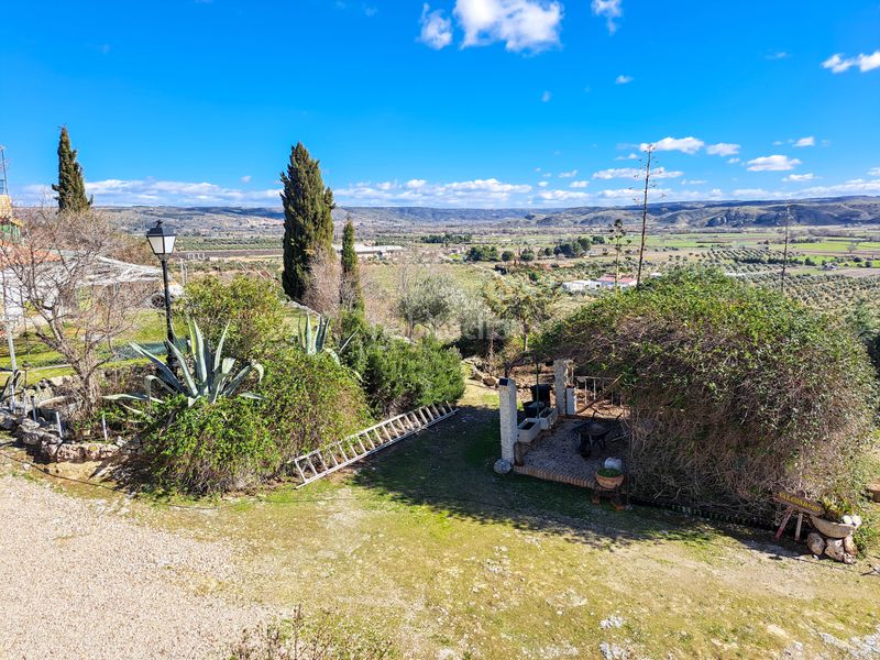 Foto 413c0790-c3cb-46a6-b5dc-464dd3bf27b4. Casa a urbanización valgrande 26 a Chinchón