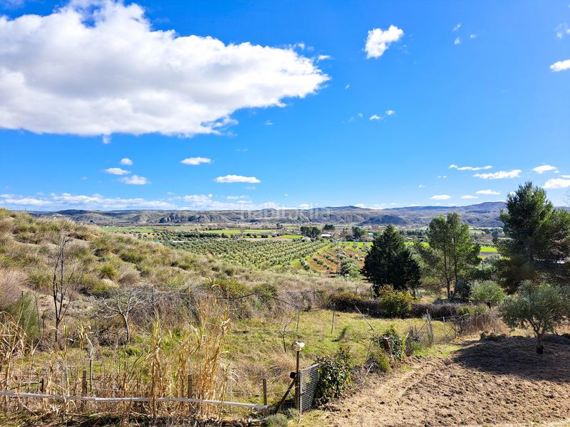 Foto 7e4ce7ff-3bf7-4b37-8dfc-629a3b0d797c. Casa a urbanización valgrande 26 a Chinchón