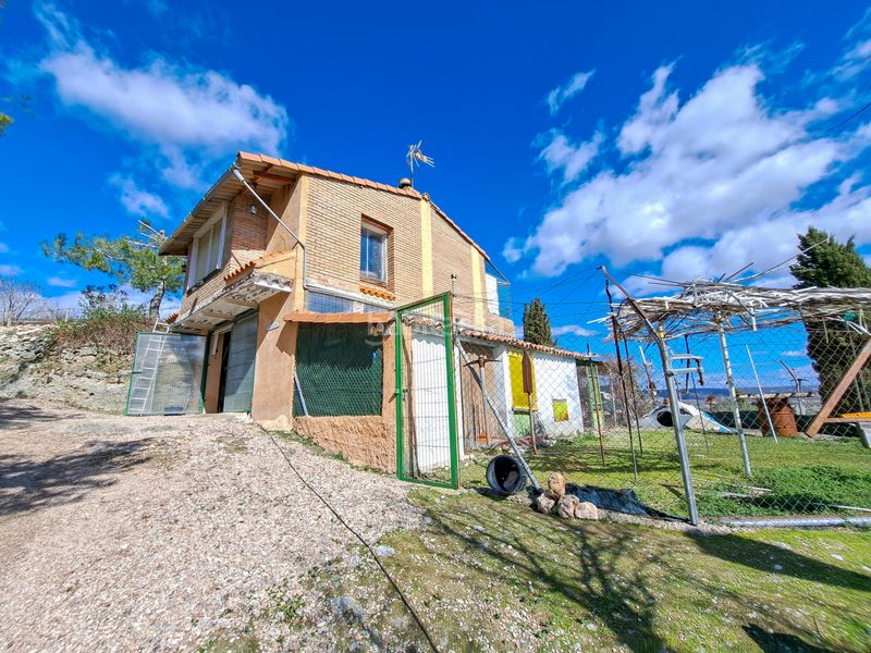 Foto acefb6e1-aa61-445c-9aea-d5f9cf6bc99e. Casa a urbanización valgrande 26 a Chinchón