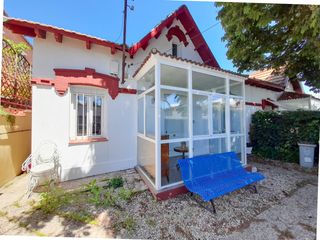 Alquiler Casa pareada  Calle de arévalo lara 22