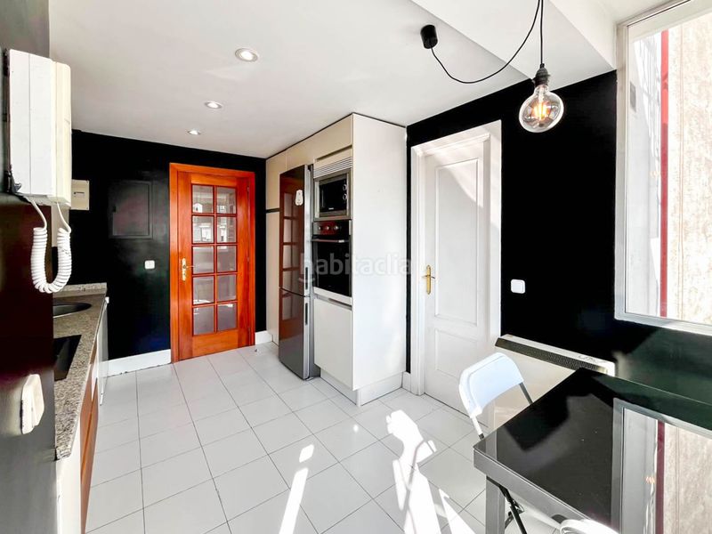 Foto 51c8f45f-d4db-42fa-9acb-1a9e4848e1d0. Rent flat with heating in Simancas Madrid