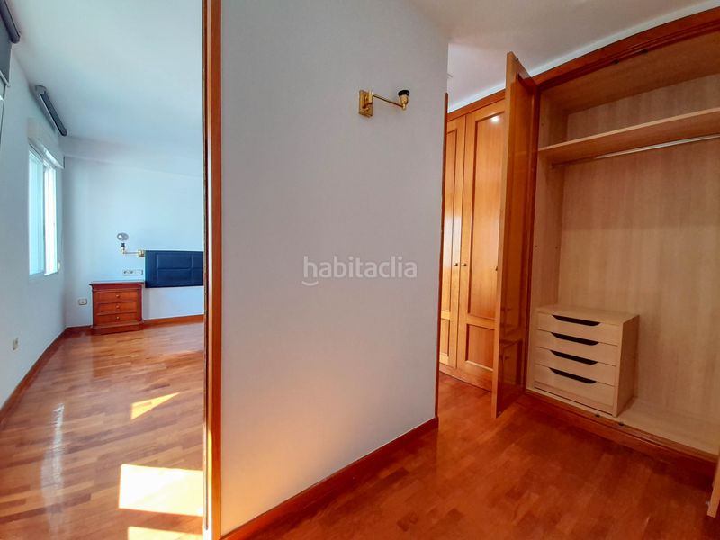 Foto c07b7548-85eb-41e4-985b-c927150f1e41. Rent flat with heating in Simancas Madrid