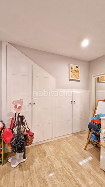 Foto a6baee45-dab6-41cd-8446-c48f87c069f0. Lloguer casa adossada amb xemeneia calefacció aparcament piscina a Torrelodones