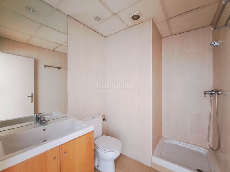Foto bf5e2fe0-e8b2-4cc4-b2be-930f3110b746. Ufficio in calle de san romualdo 26 in Simancas Madrid