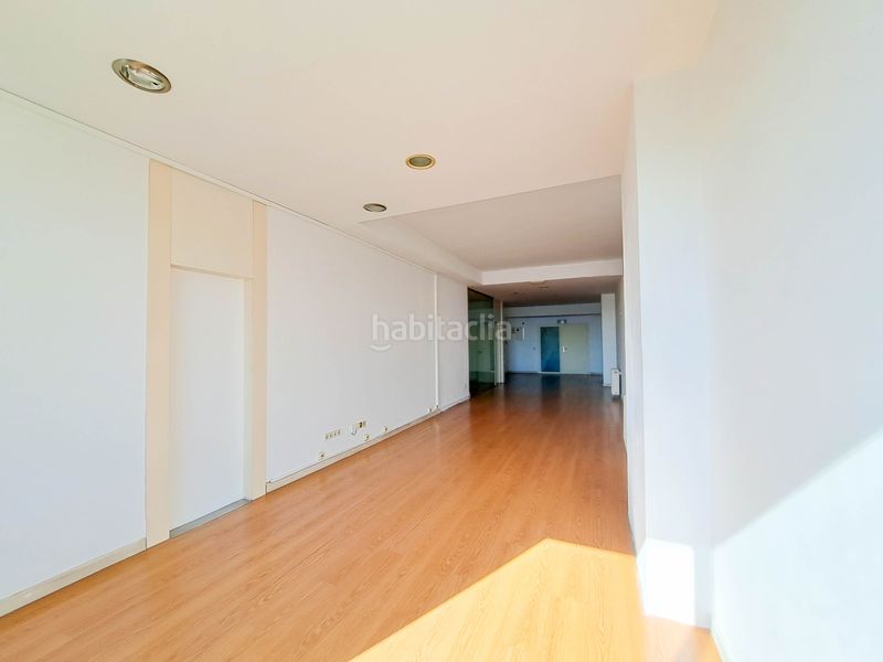Foto e92ea1a1-8476-4380-a197-fc694ca5636b. Ufficio in calle de san romualdo 26 in Simancas Madrid