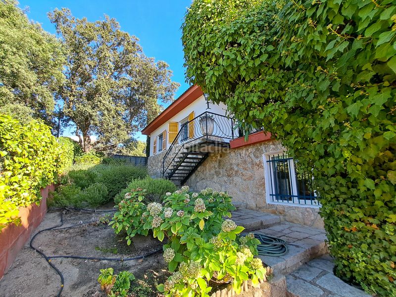 Foto 3974735d-9ccc-456f-a13d-2ec055bd6a4d. Chalet en Colonia Torrelodones