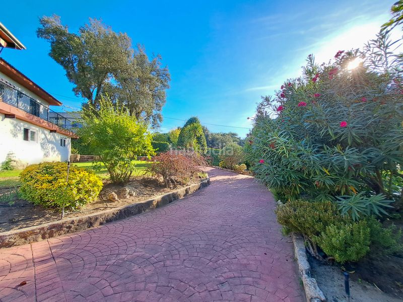 Foto d87d5741-5eb2-4c3f-90a8-6e322f3da340. Chalet en Colonia Torrelodones