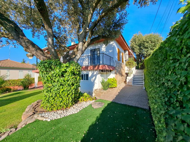 Foto ff70fbde-8c9a-4a61-9327-50fe935cd652. Chalet en Colonia Torrelodones