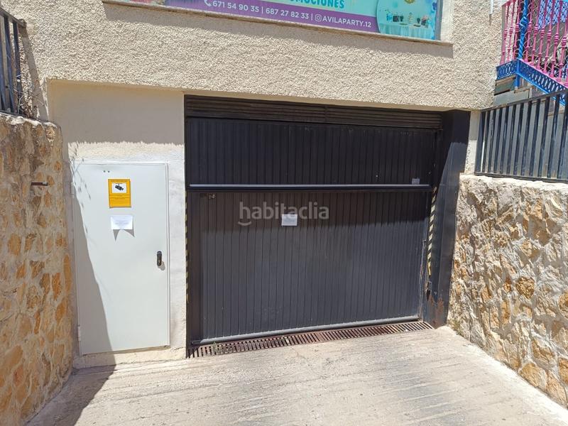 Foto 2557863f-f996-4fd9-aba1-60bdb67aba60. Car parking in Yuncos