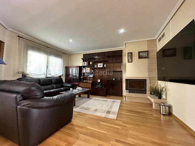 Foto a0fcf582-b5dd-476e-ba7b-1ecd5edbfc89. Rent semi detached house with pool in Viñas Viejas Boadilla del Monte