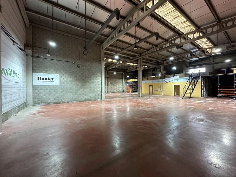 Foto 4e13c75e-feb3-4226-8f15-932def960823. Location bâtiment à usage industriel dans Villafontana - Estoril I Móstoles