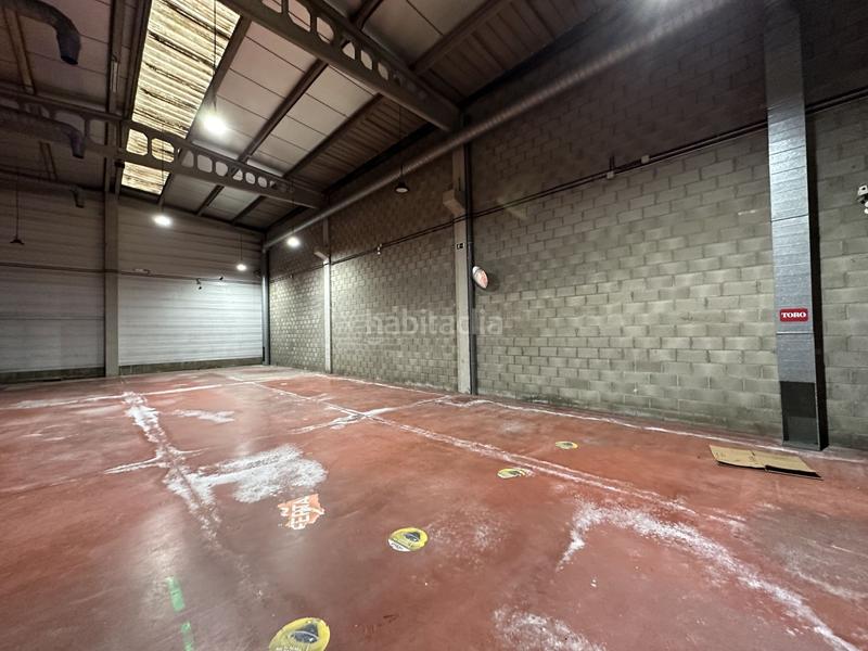 Foto db5dd846-8075-4a74-a016-86ee0573b8fd. Location bâtiment à usage industriel dans Villafontana - Estoril I Móstoles