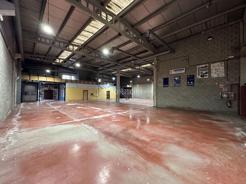 Foto 2151706b-f19a-48ed-ae2d-cc027f2b20d1. Rent industrial building in Villafontana - Estoril I Móstoles