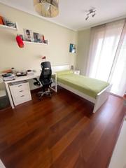 Casa adossada en Vias Viejas. Exclusivo chalet adosado para entrar a vivir en urbanizacin cer