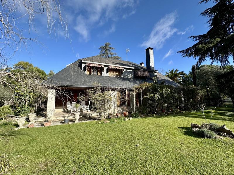 Foto 5466f8b3-3e79-44fc-8d1e-9f97c7691895. House in Las Lomas Boadilla del Monte