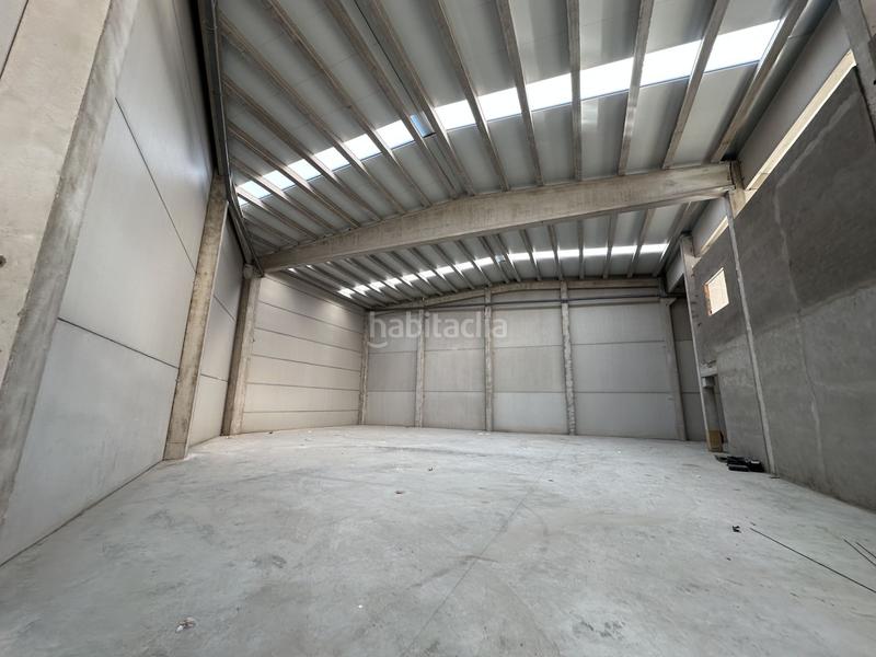 Foto 1398565e-9c2e-4d5f-9021-3ced995d3a00. Nave industrial en Urbanización Este-Montepríncipe Boadilla del Monte