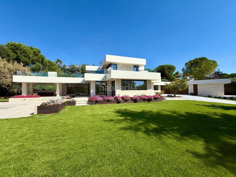 Foto f7885a6a-c507-46ec-a875-0889444f39fc. Chalet en Las Lomas Boadilla del Monte