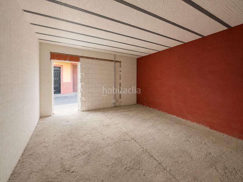 Foto a692bf88-7b36-4a21-81e8-776139e5aee4. Edificio en Esquivias
