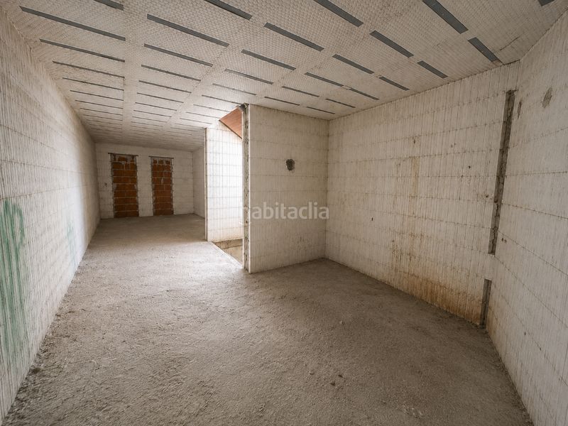 Foto ecf90c67-cb1f-4080-91d8-2e95f99b4a66. Edificio en Esquivias