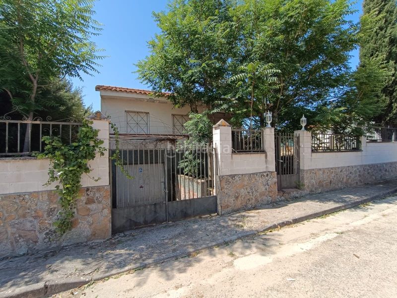Foto 084bee66-d5cb-491b-8c5f-a8ea5ace11c9. Casa en Lillo