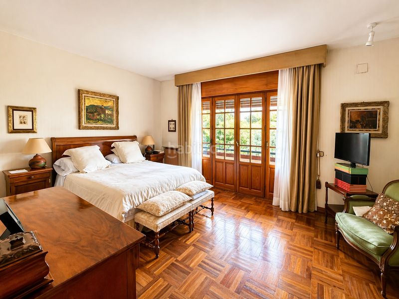 Foto b50c39c0-2de7-4504-ab8d-a835a2d34630. Xalet amb calefacció a Las Lomas Boadilla del Monte