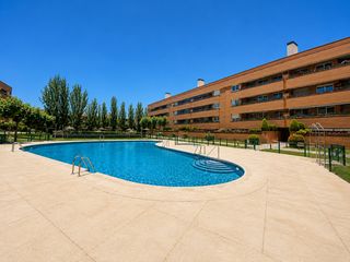 Etagenwohnung in Prado de Somosaguas