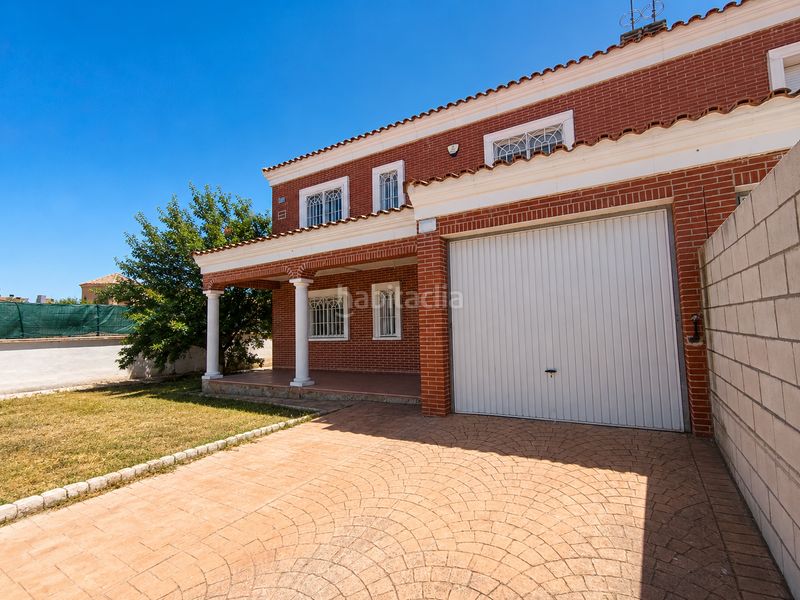 Foto 5de36754-71cd-4b76-a351-253b2ba122e0. Casa a Barcience