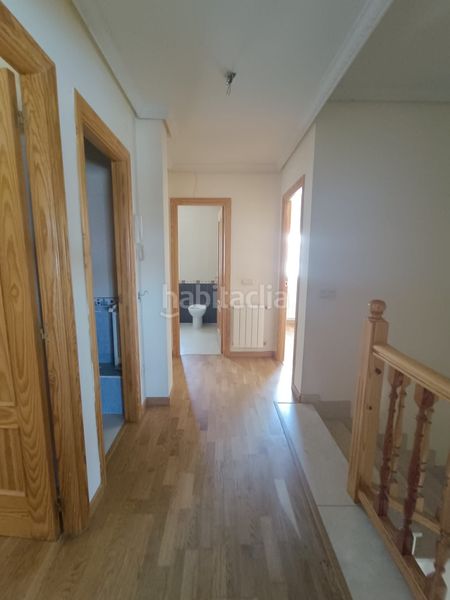 Foto c90bd58b-0141-420b-9858-16e2865c4198. Casa a Barcience