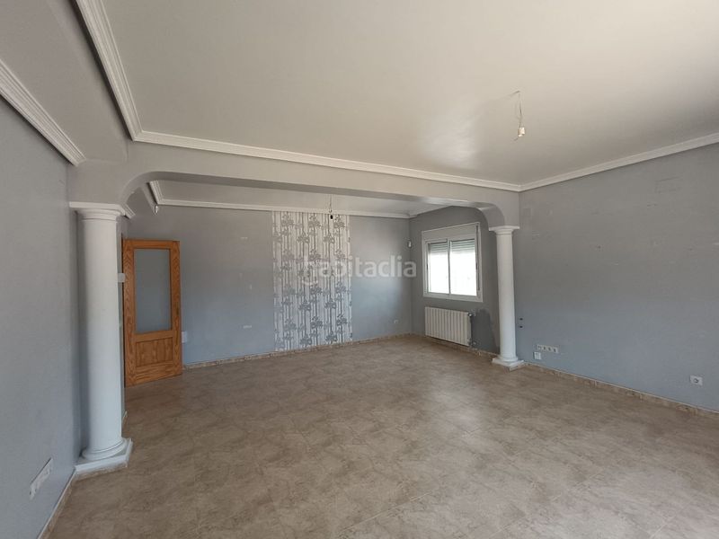 Foto f99b701d-b1d1-4817-bb1b-869b2f6016fd. Casa a Barcience