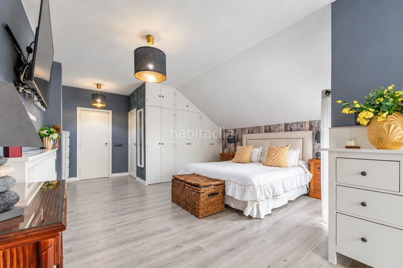 Foto 674e5361-a538-4913-84a4-77df72fee400. House with heating pool in Las Lomas Boadilla del Monte