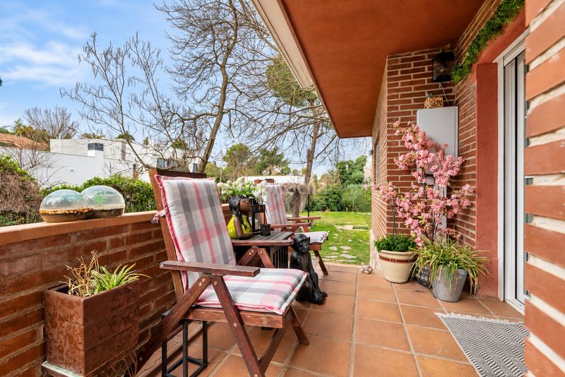 Foto acccf4e9-dba2-44c1-bc5a-8f71dd022e37. House with heating pool in Las Lomas Boadilla del Monte