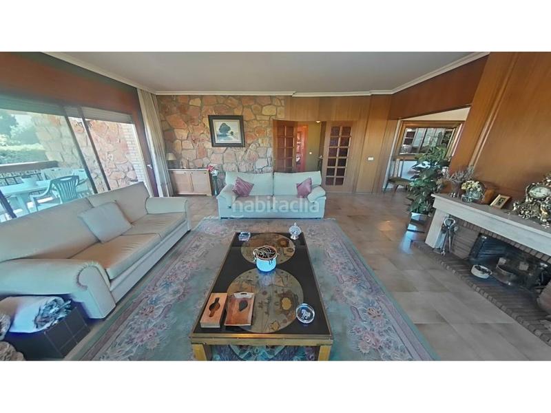 Foto 08cc1581-f55e-402c-9536-fc1782c28852. Chalet with heating parking pool in Molar (El)