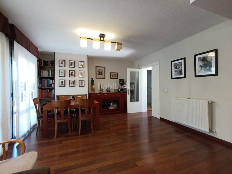 Foto 29c32eda-3358-49f6-9e18-06b3dd8ff046. Semi detached house with heating parking in Molar (El)