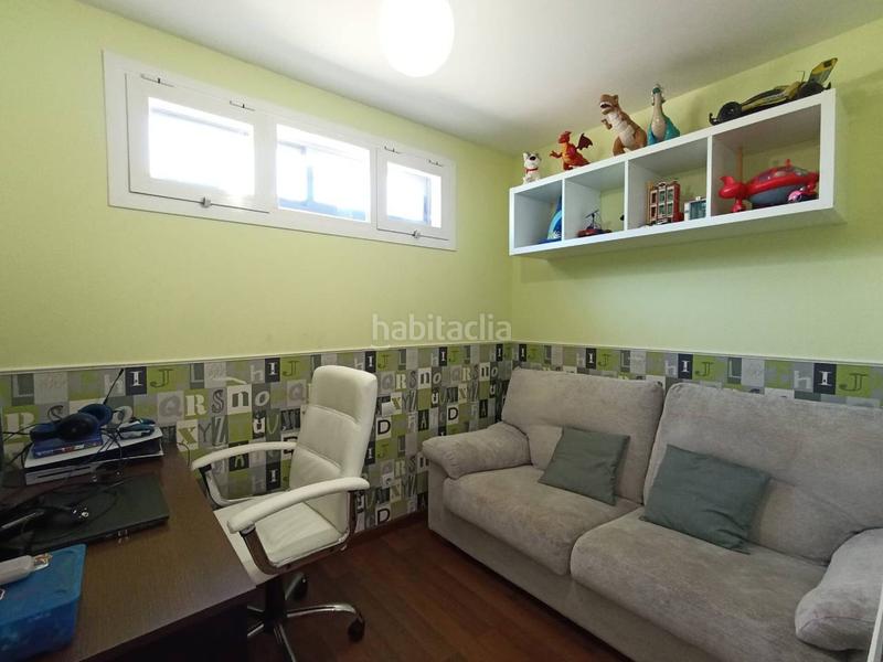 Foto 9e0a5505-7995-42a4-b1f9-d681e6bd17b4. Semi detached house with heating parking in Molar (El)