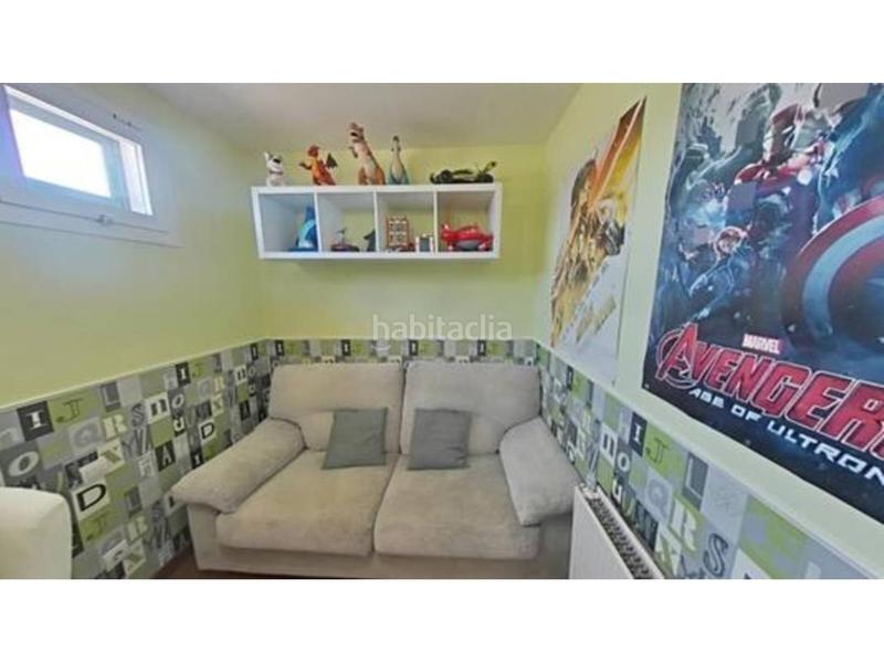 Foto e1db2e6c-b67a-4a05-917f-7c0ef174d59b. Semi detached house with heating parking in Molar (El)