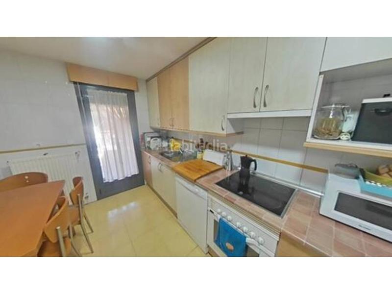 Foto f5317e7c-fcd7-4afb-8c3f-07cf468f363e. Semi detached house with heating parking in Molar (El)