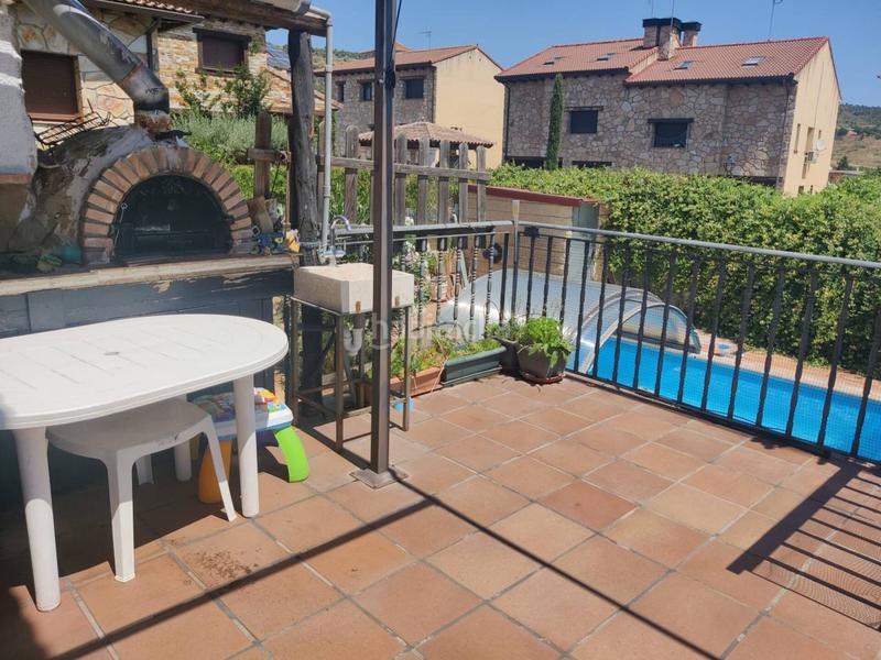 Foto 62ebf771-a388-4200-9576-9ccd35521896. Xalet amb calefacció aparcament piscina a Redueña