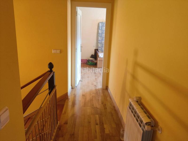 Foto 7a219b6a-8e9f-442c-a5ff-42b63f9fc7d3. Xalet amb calefacció aparcament piscina a Redueña