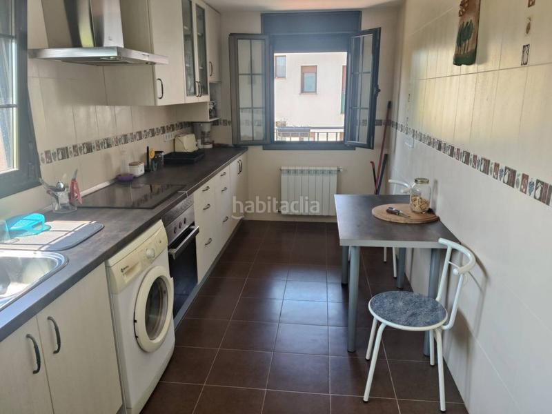 Foto e3a78b13-f647-48b2-8732-e4e070b57477. Xalet amb calefacció aparcament piscina a Redueña