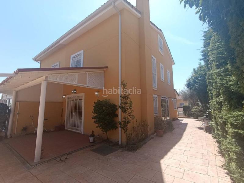 Foto f22141ce-5195-421e-96df-7f42624bf69f. Location maison jumelée avec chauffage parking piscine dans Molar (El)