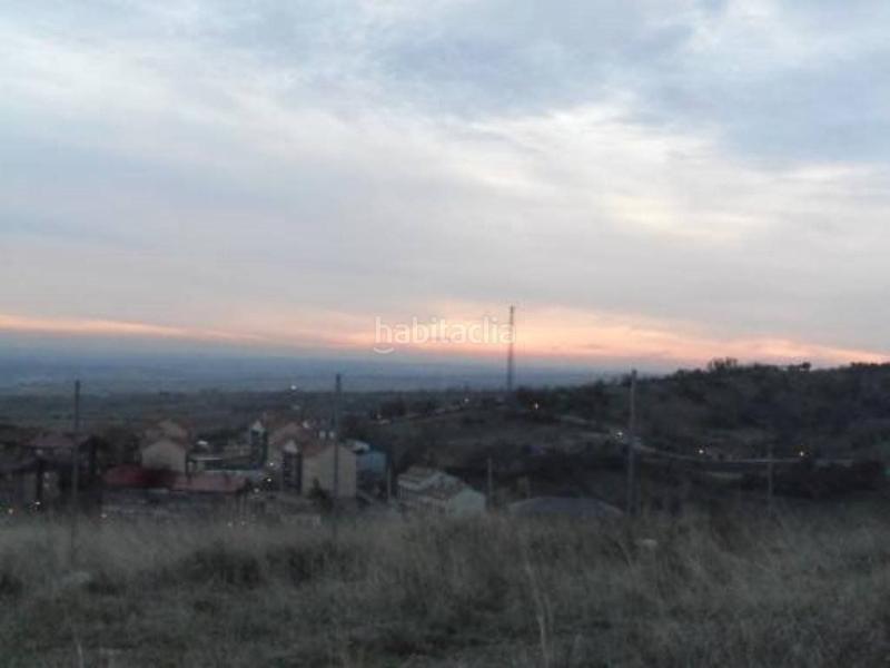 Foto e5f4f7a8-da4f-471a-88c8-e3bdc09edc1b. Fondo rustico in calle la torreta in Molar (El)