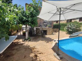 Chalet à Redueña. Chalet independiente  en redueña