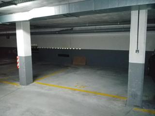 Autoparkplatz in Calle RIO GUADALIX 1