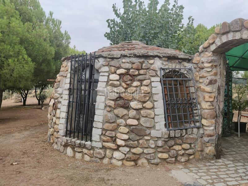 Foto 8ec56dc5-fb4f-419e-8098-40c3f0b7d9af. Casa amb aparcament a Vellón (El)