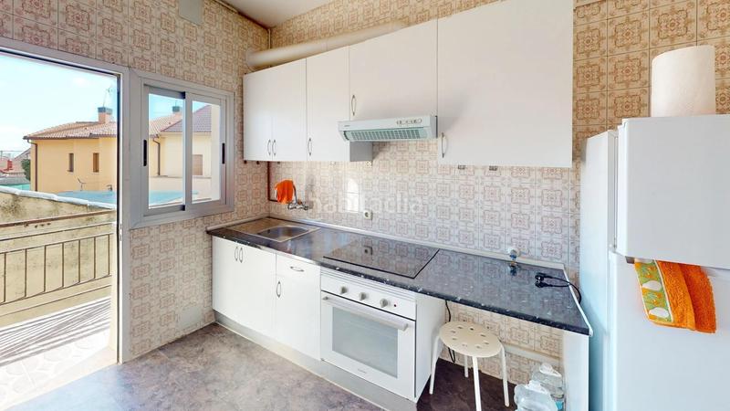 Foto 646de0a0-2b2f-4e4e-84a8-f439ca5be34f. Chalet avec parking dans Cabrera (La)