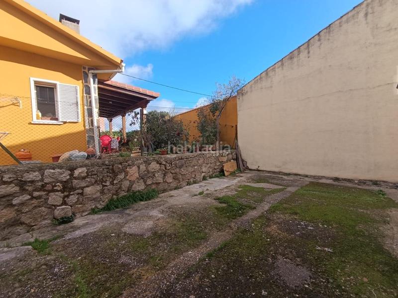 Foto a5038e68-27ff-49f3-907f-808656336bcf. Chalet avec parking dans Cabrera (La)