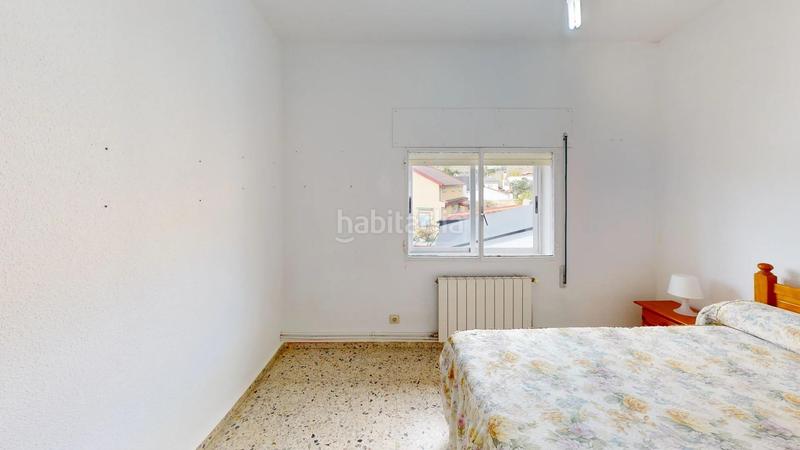 Foto ebc85e7a-4fda-4868-bcb5-dbd307eca25d. Chalet avec parking dans Cabrera (La)