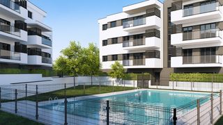 Piso en Avenida madrid 5. Piso en residencial la mola