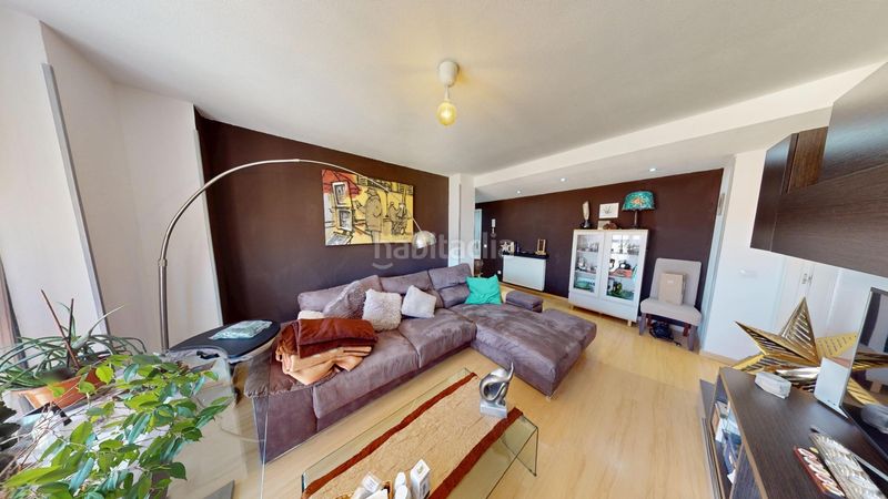 Foto 05d4da81-a900-445d-a61f-45b6ea14ea48. Pis a calle calle regimiento asturias 2 a Molar (El)