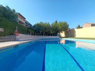 Maison jumelée à Molar (El). Chalet adosado en venta en el molar
